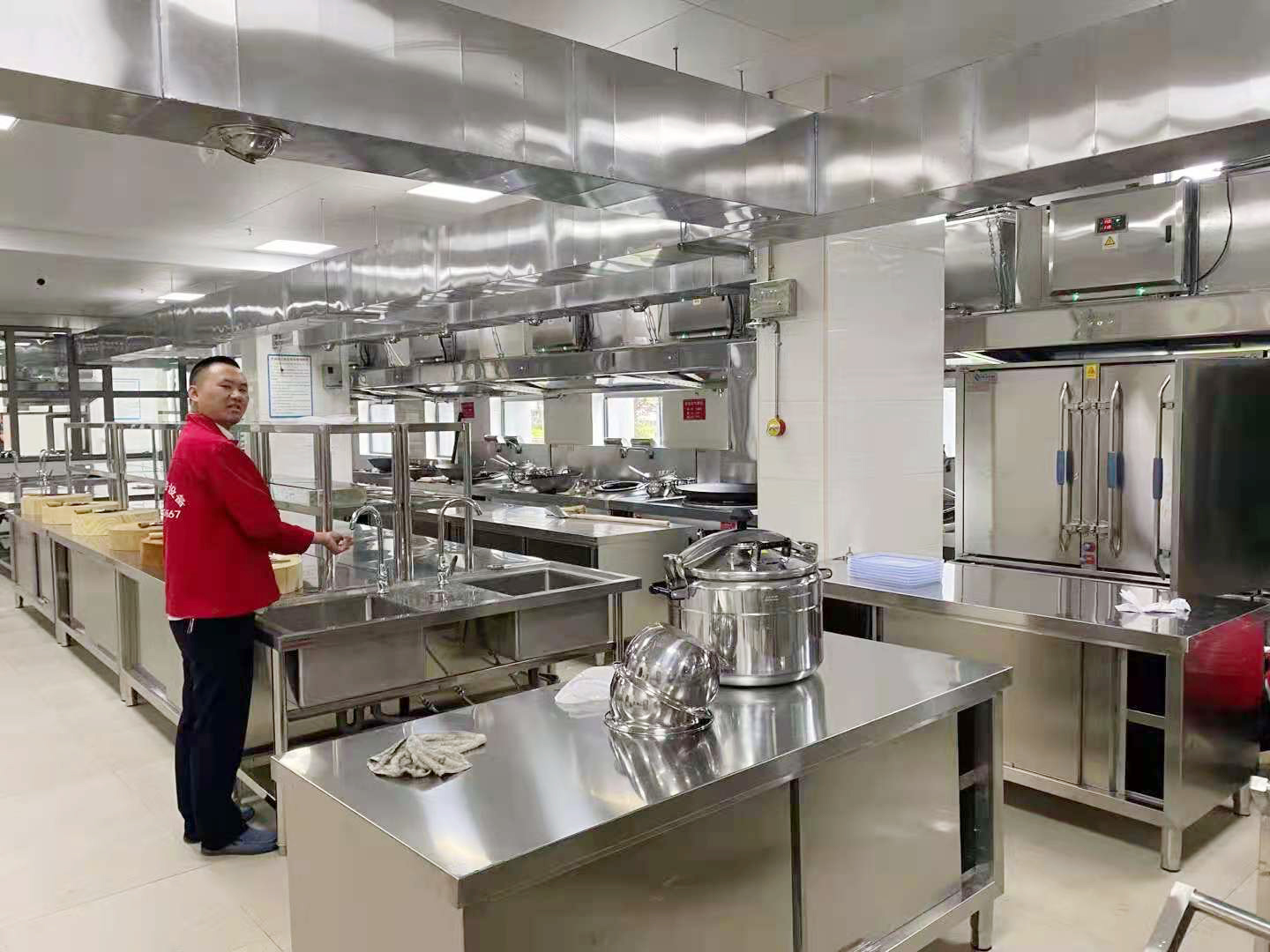 食堂蜜桃视频黄色网設備