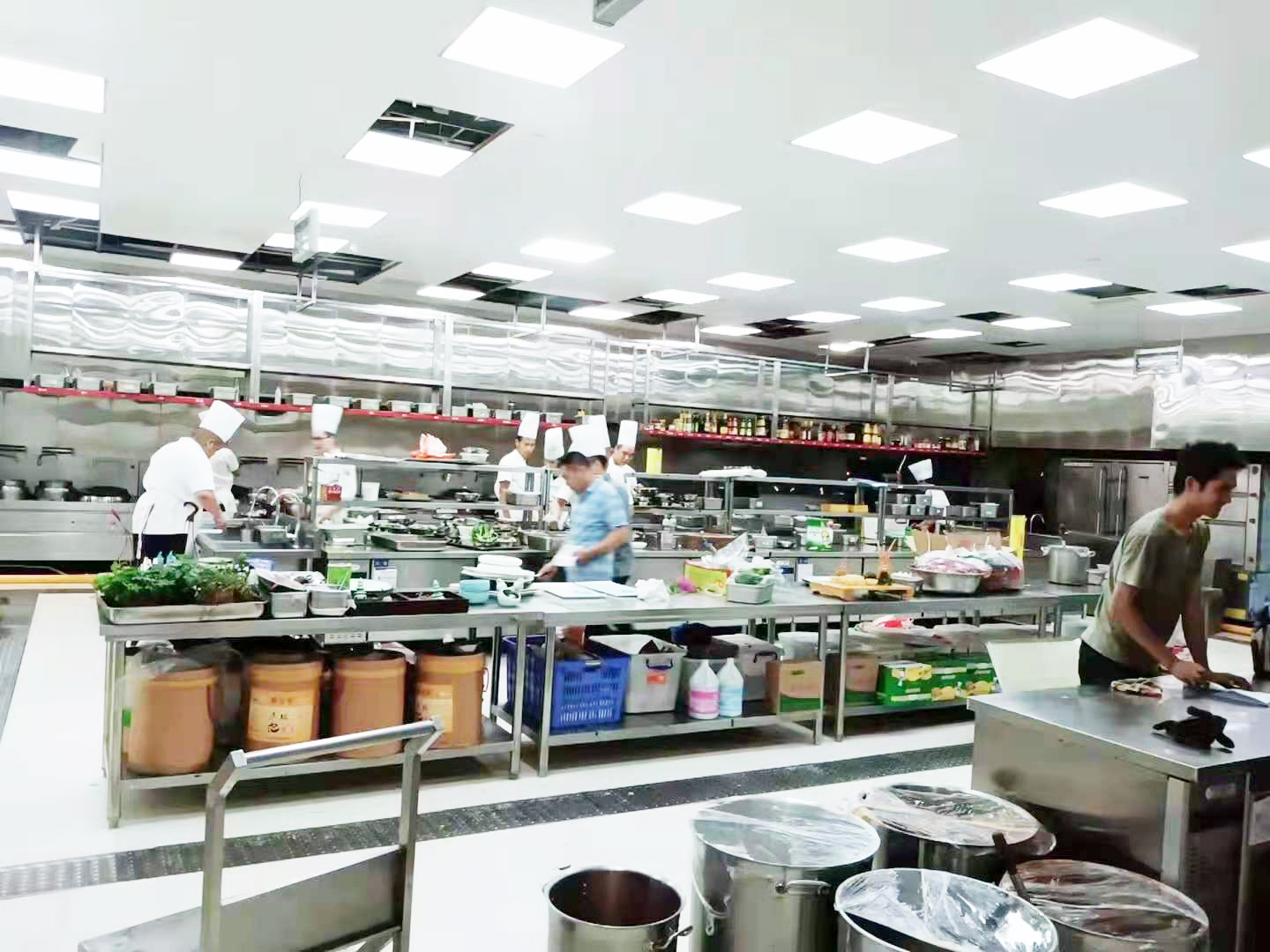 食堂蜜桃视频黄色网設備1