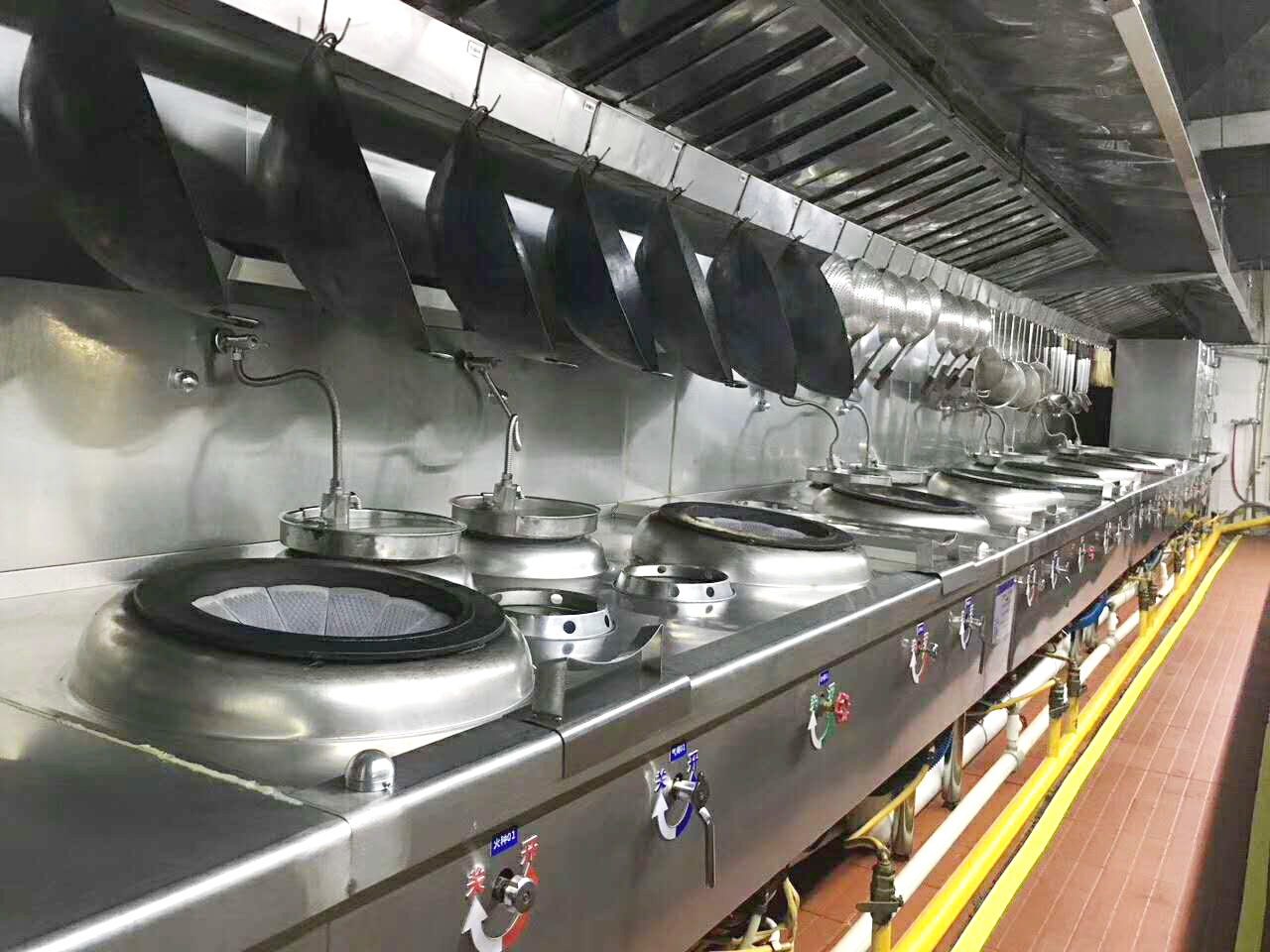 食堂蜜桃视频黄色网設備