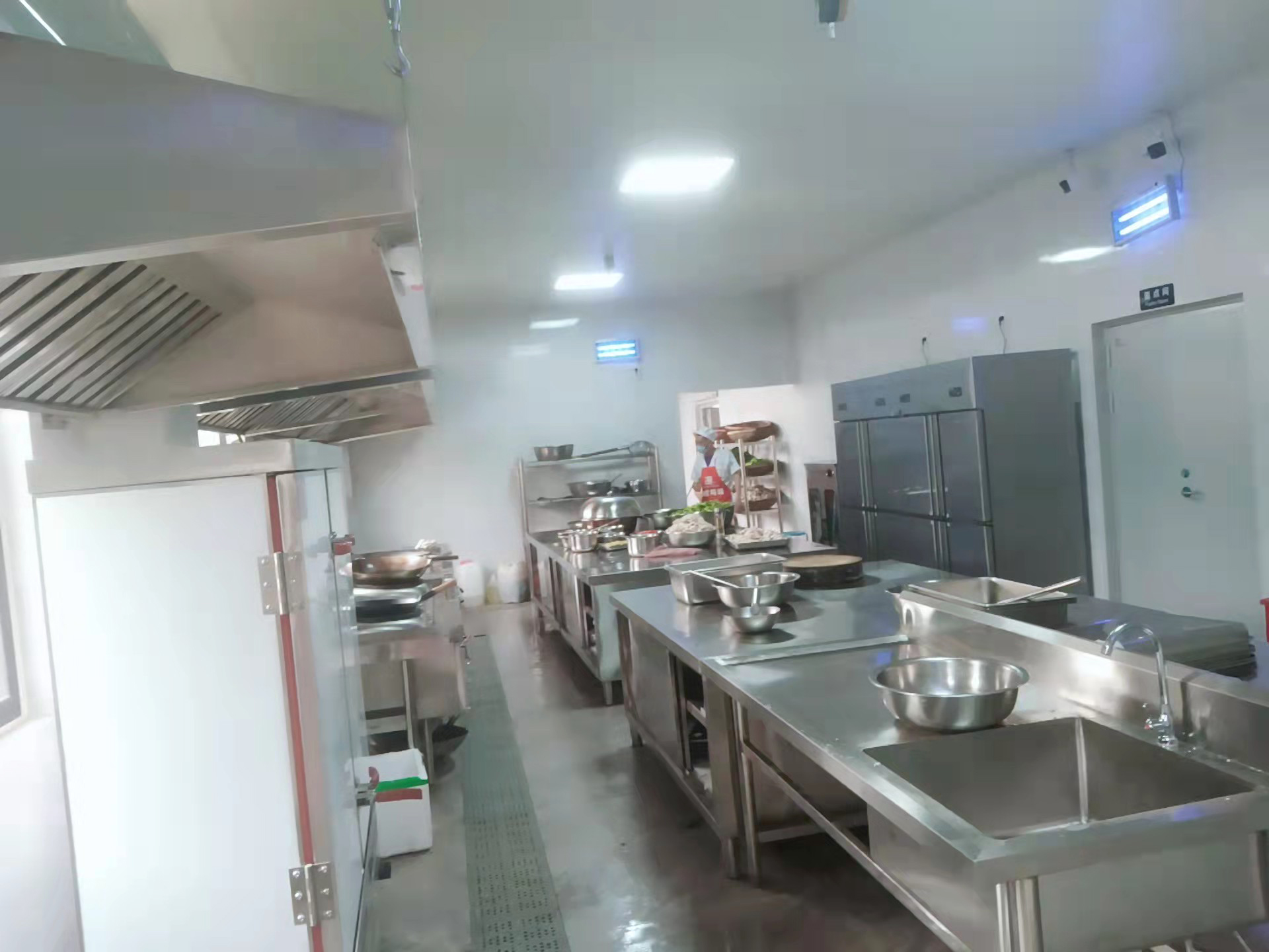 學校蜜桃视频黄色网設備