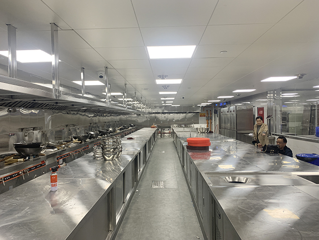 酒店蜜桃视频黄色网設備