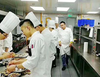 成都商用廚具廠家告訴你西餐廳蜜桃视频黄色网設計的方法和技巧